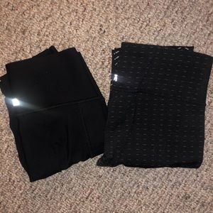Bundle of 2 Gap Fit Leggings